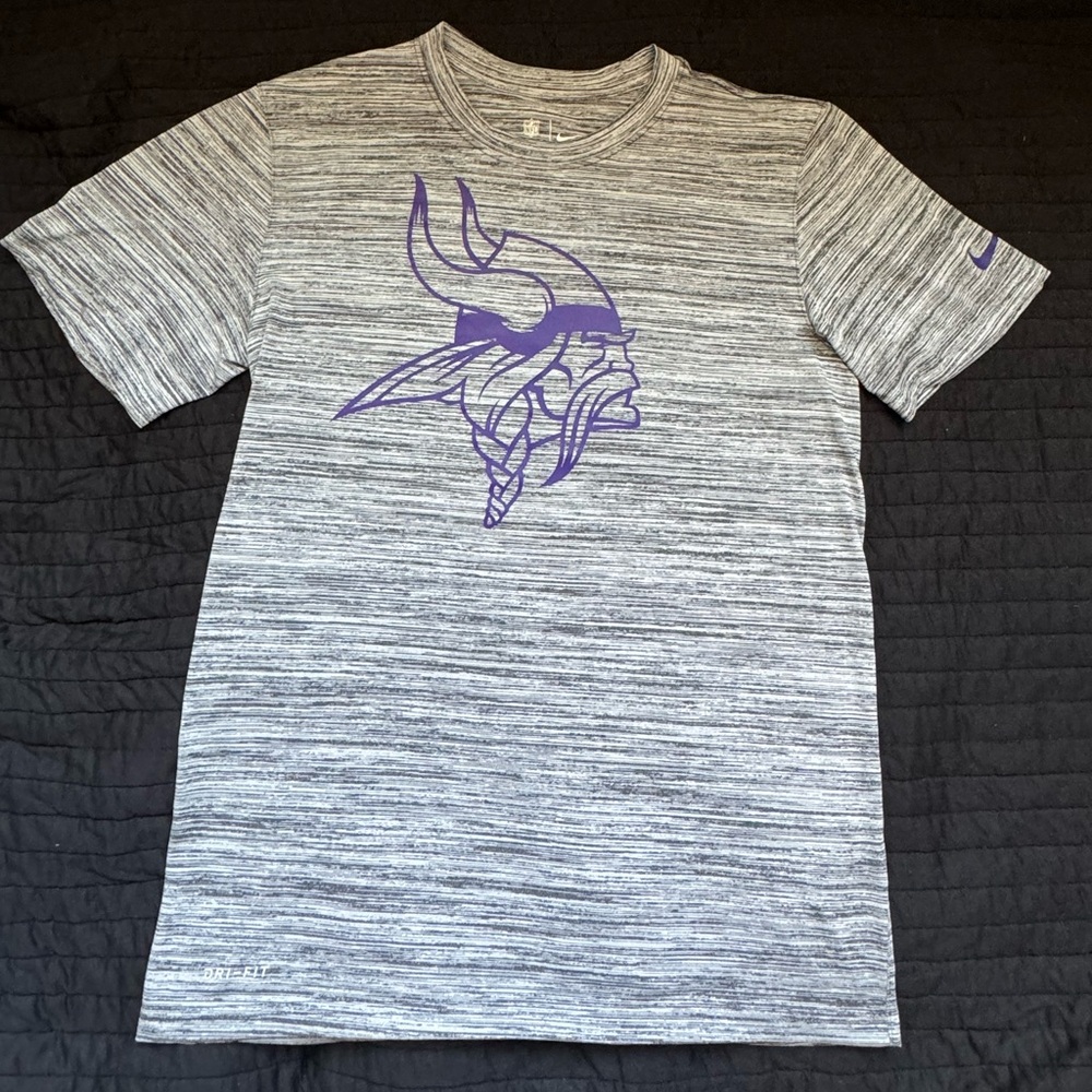Minnesota Vikings Nike Dri-fit short sleeve tee
